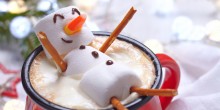 marshmallow snowman in hot cocoa